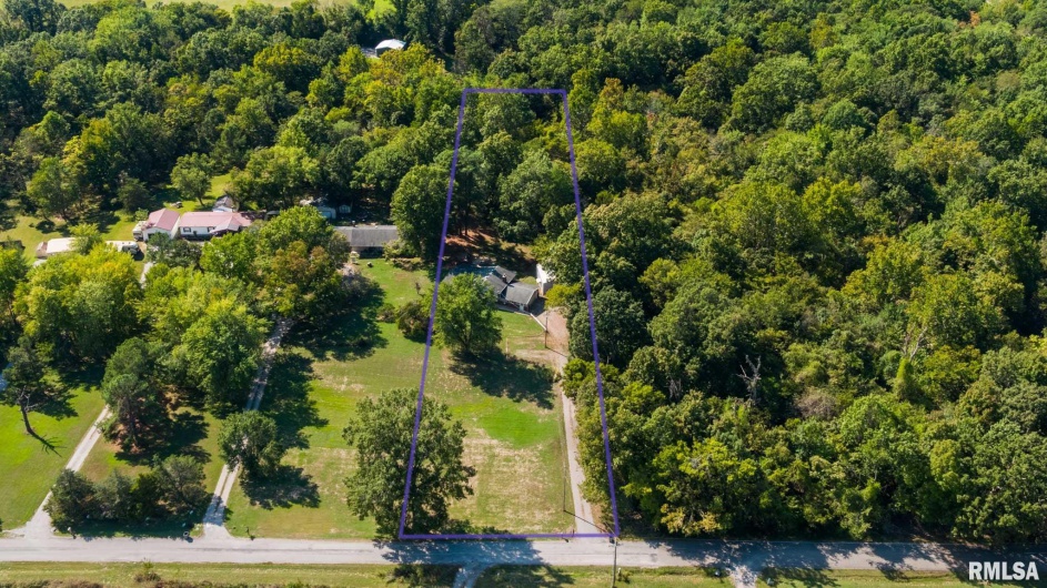 1521 MAIN Street, Carterville, Illinois 62918, 3 Bedrooms Bedrooms, 0 ,2 BathroomsBathrooms,Residential,For Sale,MAIN,0,RMAQC4268078