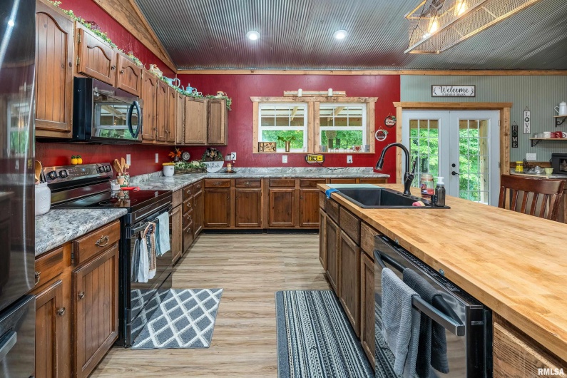 2196 Wilderness Retreat Road, Jonesboro, Illinois 62952, 4 Bedrooms Bedrooms, 0 ,3 BathroomsBathrooms,Residential,For Sale,Wilderness Retreat,0,RMAEB460016