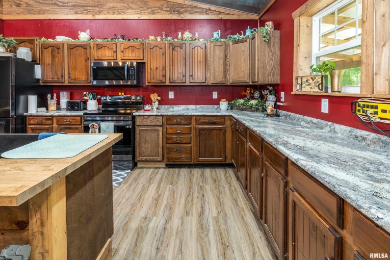 2196 Wilderness Retreat Road, Jonesboro, Illinois 62952, 4 Bedrooms Bedrooms, 0 ,3 BathroomsBathrooms,Residential,For Sale,Wilderness Retreat,0,RMAEB460016