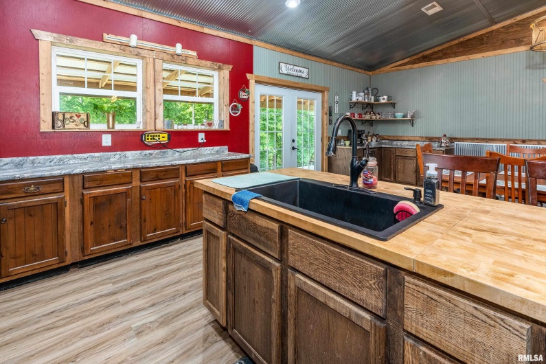 2196 Wilderness Retreat Road, Jonesboro, Illinois 62952, 4 Bedrooms Bedrooms, 0 ,3 BathroomsBathrooms,Residential,For Sale,Wilderness Retreat,0,RMAEB460016