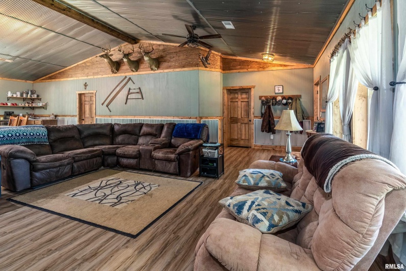 2196 Wilderness Retreat Road, Jonesboro, Illinois 62952, 4 Bedrooms Bedrooms, 0 ,3 BathroomsBathrooms,Residential,For Sale,Wilderness Retreat,0,RMAEB460016