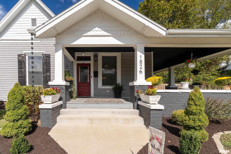 1826 SPRUCE Street, Murphysboro, Illinois 62966, 3 Bedrooms Bedrooms, 0 ,1 BathroomBathrooms,Residential,For Sale,SPRUCE,0,RMAEB460017