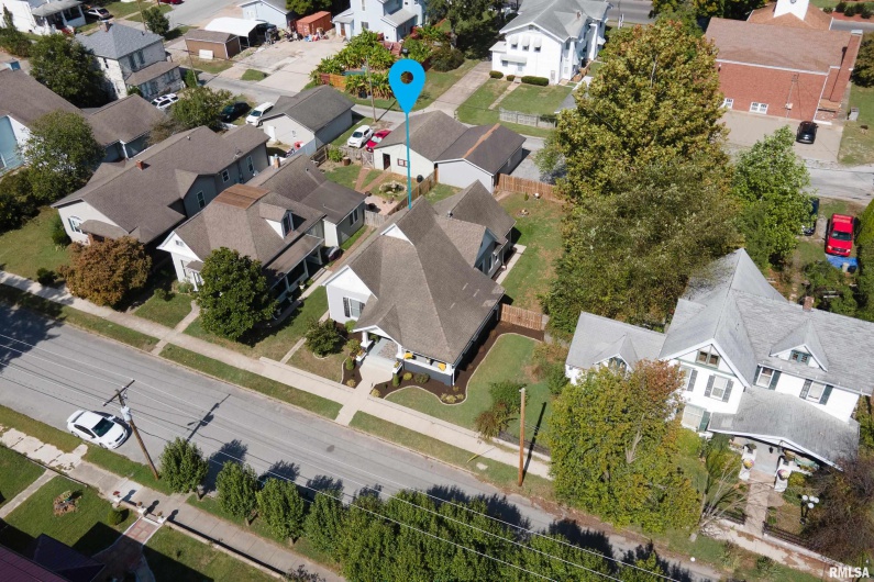 1826 SPRUCE Street, Murphysboro, Illinois 62966, 3 Bedrooms Bedrooms, 0 ,1 BathroomBathrooms,Residential,For Sale,SPRUCE,0,RMAEB460017