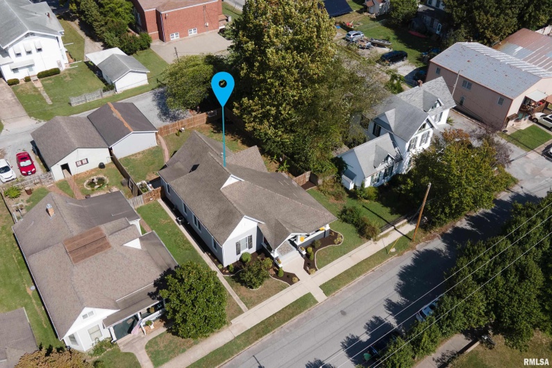 1826 SPRUCE Street, Murphysboro, Illinois 62966, 3 Bedrooms Bedrooms, 0 ,1 BathroomBathrooms,Residential,For Sale,SPRUCE,0,RMAEB460017