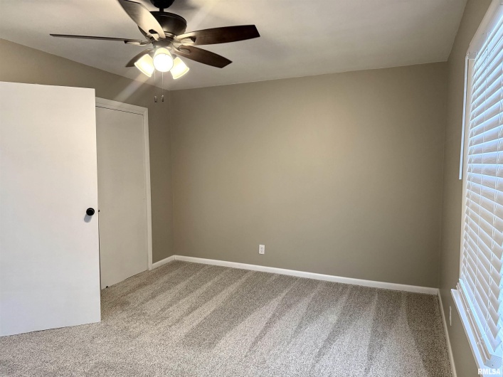 1104 CHESTNUT Street, Marion, Illinois 62959, 3 Bedrooms Bedrooms, 0 ,1 BathroomBathrooms,Residential,For Sale,CHESTNUT,0,RMAEB460019