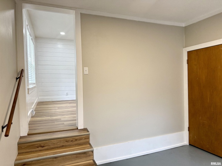 1104 CHESTNUT Street, Marion, Illinois 62959, 3 Bedrooms Bedrooms, 0 ,1 BathroomBathrooms,Residential,For Sale,CHESTNUT,0,RMAEB460019