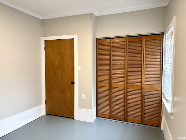 1104 CHESTNUT Street, Marion, Illinois 62959, 3 Bedrooms Bedrooms, 0 ,1 BathroomBathrooms,Residential,For Sale,CHESTNUT,0,RMAEB460019