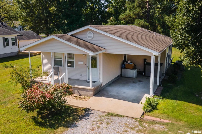 902 TAFT Street, Marion, Illinois 62959, 2 Bedrooms Bedrooms, 0 ,1 BathroomBathrooms,Residential,For Sale,TAFT,0,RMAQC4268105