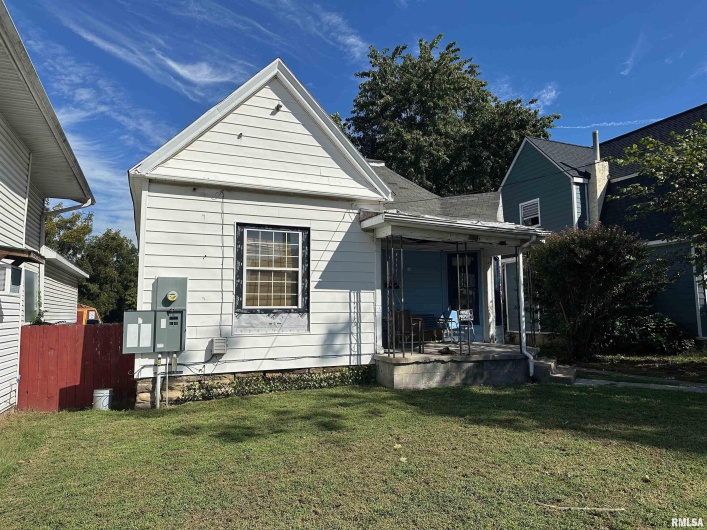 1516 ELM Street, Murphysboro, Illinois 62966, 3 Bedrooms Bedrooms, 0 ,1 BathroomBathrooms,Residential,For Sale,ELM,0,RMAEB460023