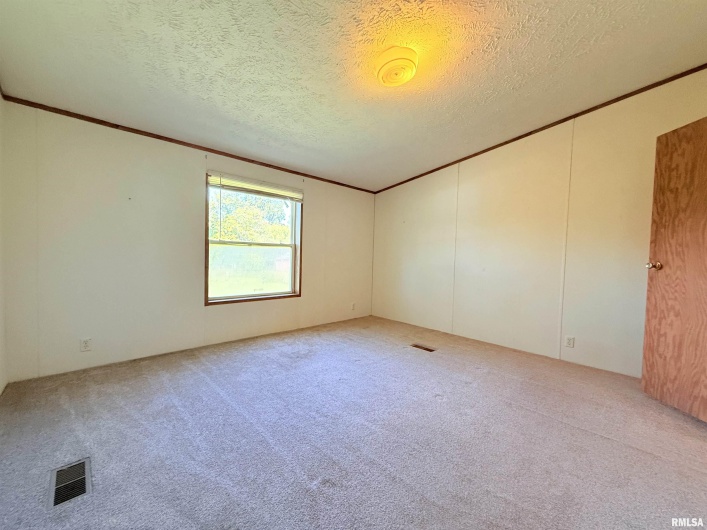 125 Beech Hollow Road, Harrisburg, Illinois 62946-5652, 3 Bedrooms Bedrooms, 0 ,2 BathroomsBathrooms,Residential,For Sale,Beech Hollow,0,RMAEB460027