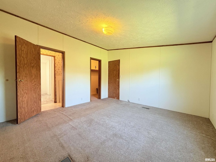 125 Beech Hollow Road, Harrisburg, Illinois 62946-5652, 3 Bedrooms Bedrooms, 0 ,2 BathroomsBathrooms,Residential,For Sale,Beech Hollow,0,RMAEB460027