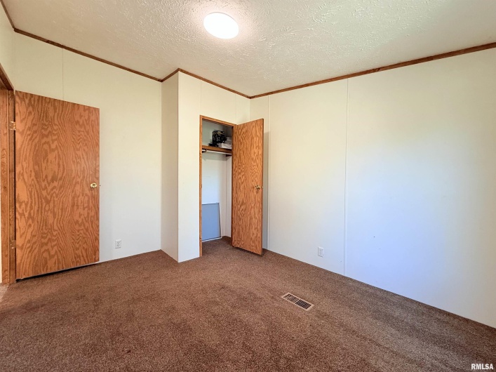 125 Beech Hollow Road, Harrisburg, Illinois 62946-5652, 3 Bedrooms Bedrooms, 0 ,2 BathroomsBathrooms,Residential,For Sale,Beech Hollow,0,RMAEB460027