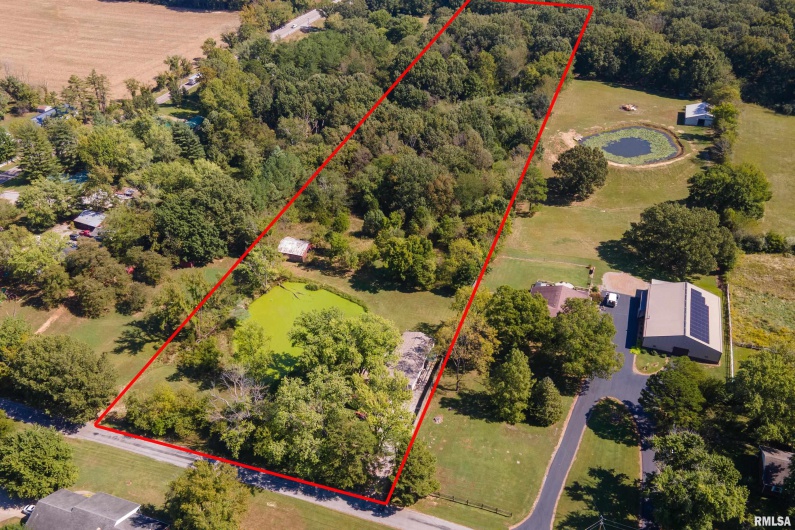 125 Beech Hollow Road, Harrisburg, Illinois 62946-5652, 3 Bedrooms Bedrooms, 0 ,2 BathroomsBathrooms,Residential,For Sale,Beech Hollow,0,RMAEB460027