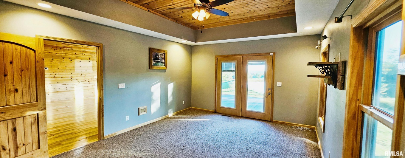 1115 HILLTOP Lane, Simpson, Illinois 62985, 3 Bedrooms Bedrooms, 8 Rooms Rooms,3 BathroomsBathrooms,Residential,For Sale,HILLTOP,0,RMAEB460029