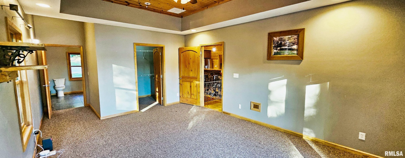 1115 HILLTOP Lane, Simpson, Illinois 62985, 3 Bedrooms Bedrooms, 8 Rooms Rooms,3 BathroomsBathrooms,Residential,For Sale,HILLTOP,0,RMAEB460029