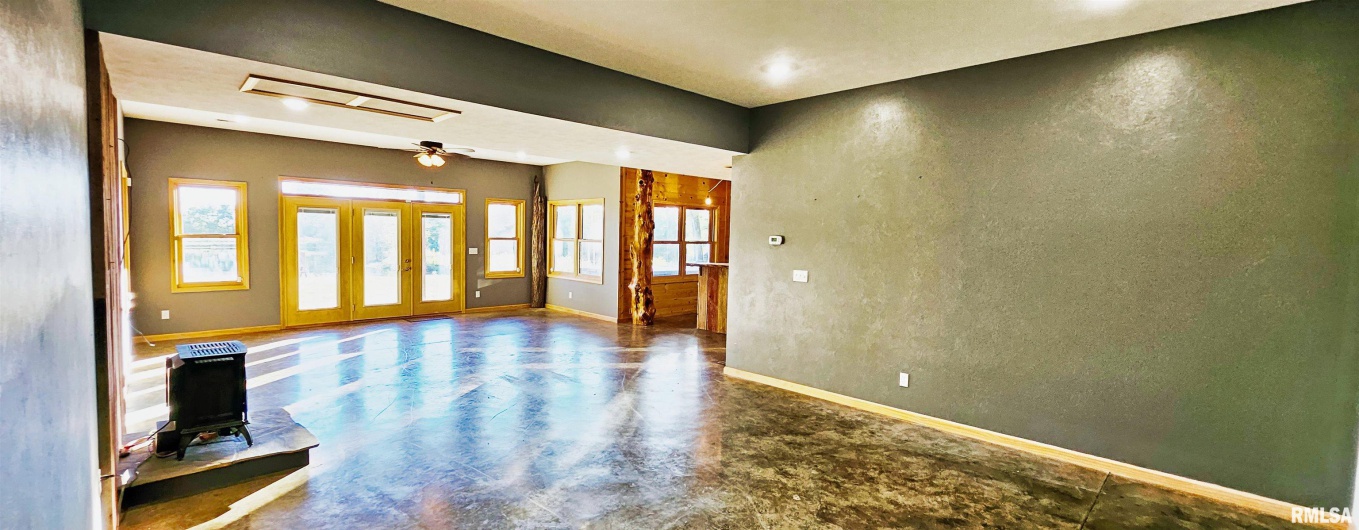 1115 HILLTOP Lane, Simpson, Illinois 62985, 3 Bedrooms Bedrooms, 8 Rooms Rooms,3 BathroomsBathrooms,Residential,For Sale,HILLTOP,0,RMAEB460029