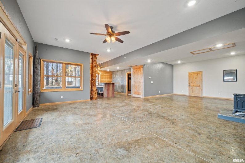 1115 HILLTOP Lane, Simpson, Illinois 62985, 3 Bedrooms Bedrooms, 8 Rooms Rooms,3 BathroomsBathrooms,Residential,For Sale,HILLTOP,0,RMAEB460029