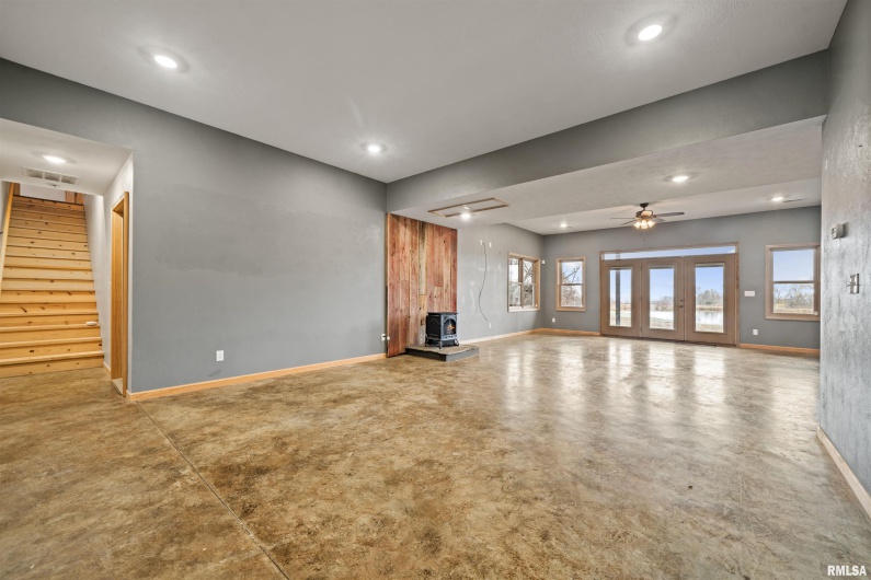 1115 HILLTOP Lane, Simpson, Illinois 62985, 3 Bedrooms Bedrooms, 8 Rooms Rooms,3 BathroomsBathrooms,Residential,For Sale,HILLTOP,0,RMAEB460029