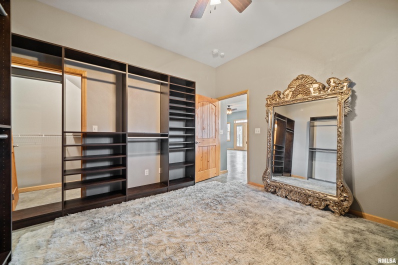 1115 HILLTOP Lane, Simpson, Illinois 62985, 3 Bedrooms Bedrooms, 8 Rooms Rooms,3 BathroomsBathrooms,Residential,For Sale,HILLTOP,0,RMAEB460029