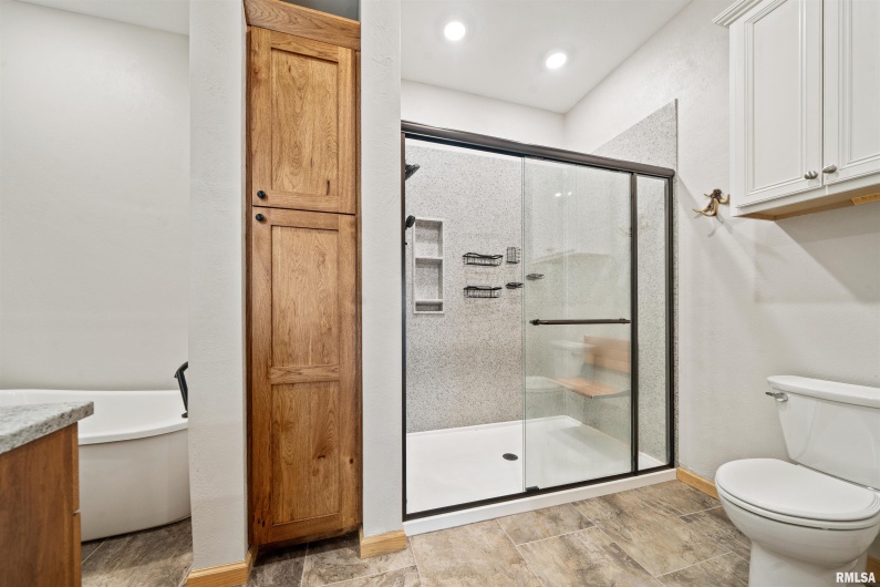 1115 HILLTOP Lane, Simpson, Illinois 62985, 3 Bedrooms Bedrooms, 8 Rooms Rooms,3 BathroomsBathrooms,Residential,For Sale,HILLTOP,0,RMAEB460029