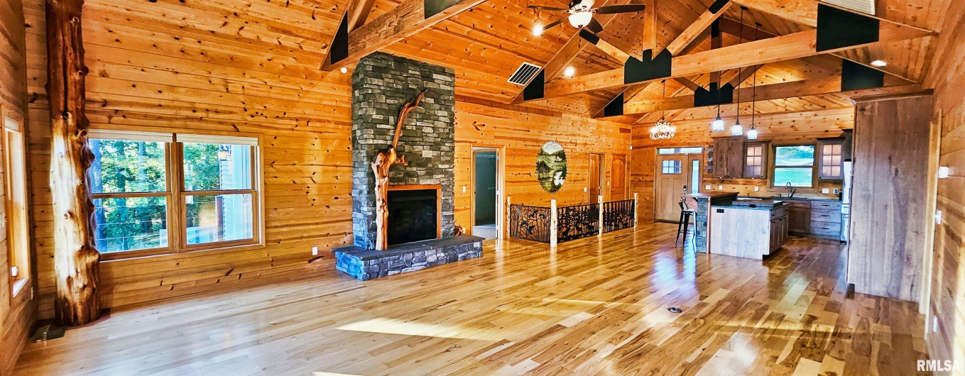 1115 HILLTOP Lane, Simpson, Illinois 62985, 3 Bedrooms Bedrooms, 8 Rooms Rooms,3 BathroomsBathrooms,Residential,For Sale,HILLTOP,0,RMAEB460029