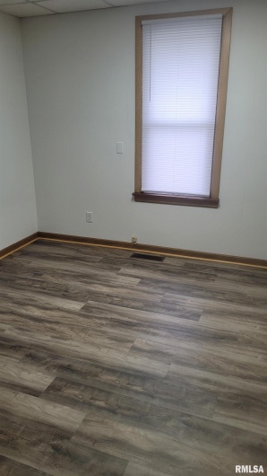 211 BRYAN Street, Herrin, Illinois 62948, 2 Bedrooms Bedrooms, 0 ,1 BathroomBathrooms,Residential,For Sale,BRYAN,0,RMAEB456944