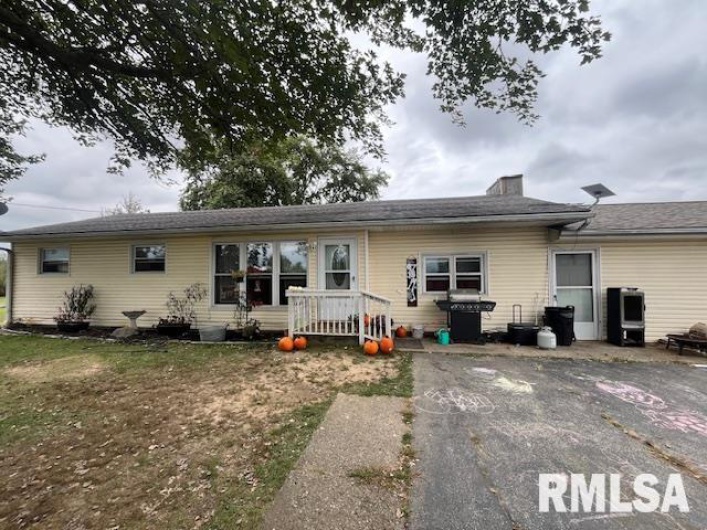 15063 LIGHTHOUSE Road, Pittsburg, Illinois 62974, 3 Bedrooms Bedrooms, 0 ,1 BathroomBathrooms,Residential,For Sale,LIGHTHOUSE,0,RMAEB460037
