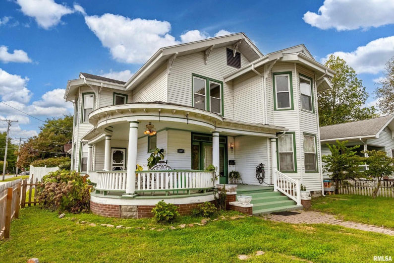 2101 WALNUT Street, Murphysboro, Illinois 62966, 3 Bedrooms Bedrooms, 0 ,2 BathroomsBathrooms,Residential,For Sale,WALNUT,0,RMAEB460039