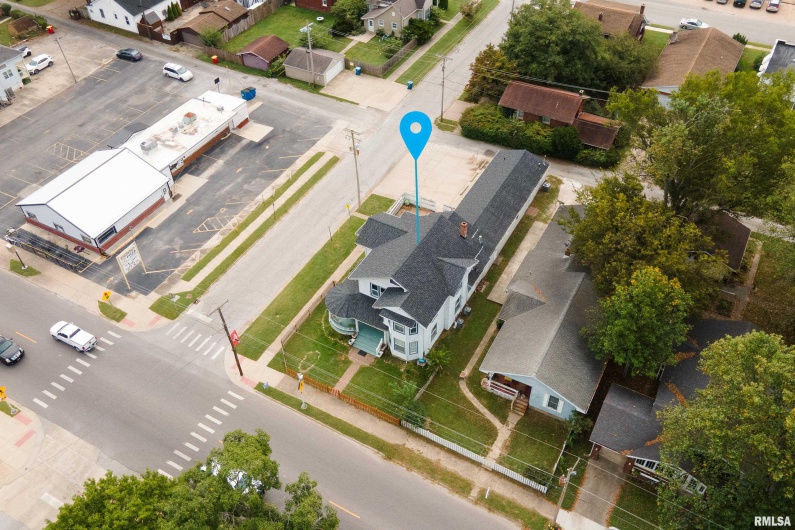 2101 WALNUT Street, Murphysboro, Illinois 62966, 3 Bedrooms Bedrooms, 0 ,2 BathroomsBathrooms,Residential,For Sale,WALNUT,0,RMAEB460039