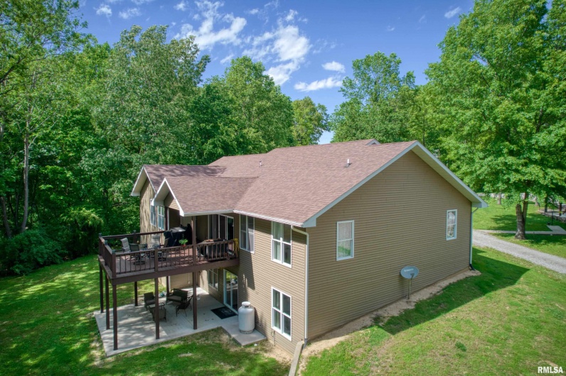 11 GLASFORD Road, Murphysboro, Illinois 62966, 4 Bedrooms Bedrooms, 0 ,3 BathroomsBathrooms,Residential,For Sale,GLASFORD,0,RMAEB460043