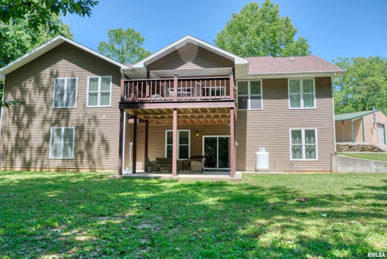 11 GLASFORD Road, Murphysboro, Illinois 62966, 4 Bedrooms Bedrooms, 0 ,3 BathroomsBathrooms,Residential,For Sale,GLASFORD,0,RMAEB460043