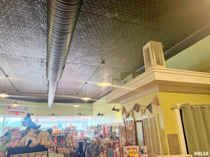 623 MARKET Street, Metropolis, Illinois 62960, 0 , 0 ,0,Commercial Sale,For Sale,MARKET,0,RMAEB460044