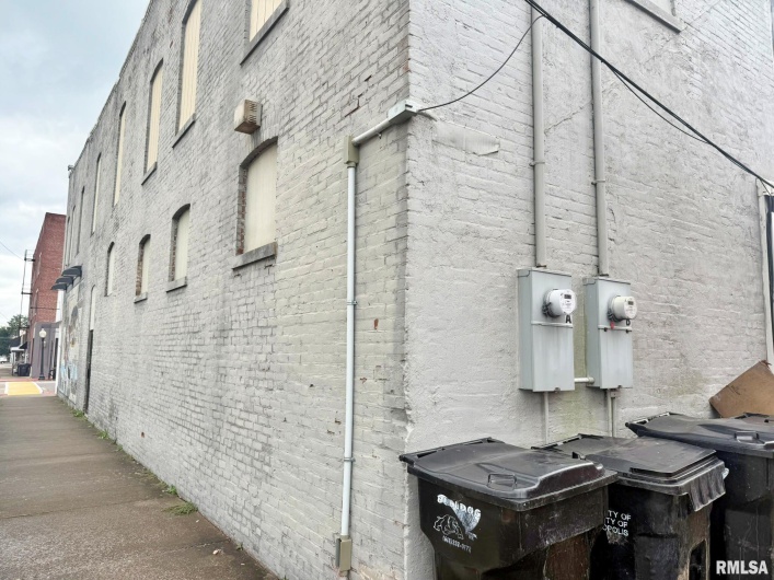 623 MARKET Street, Metropolis, Illinois 62960, 0 , 0 ,0,Commercial Sale,For Sale,MARKET,0,RMAEB460044
