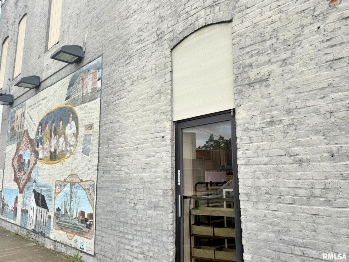 623 MARKET Street, Metropolis, Illinois 62960, 0 , 0 ,0,Commercial Sale,For Sale,MARKET,0,RMAEB460044