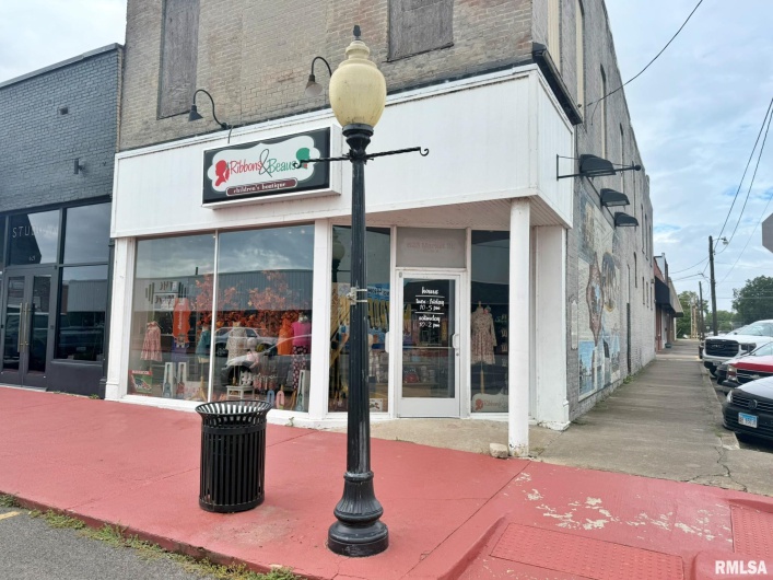 623 MARKET Street, Metropolis, Illinois 62960, 0 , 0 ,0,Commercial Sale,For Sale,MARKET,0,RMAEB460044