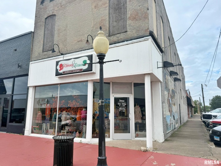 623 MARKET Street, Metropolis, Illinois 62960, 0 , 0 ,0,Commercial Sale,For Sale,MARKET,0,RMAEB460044