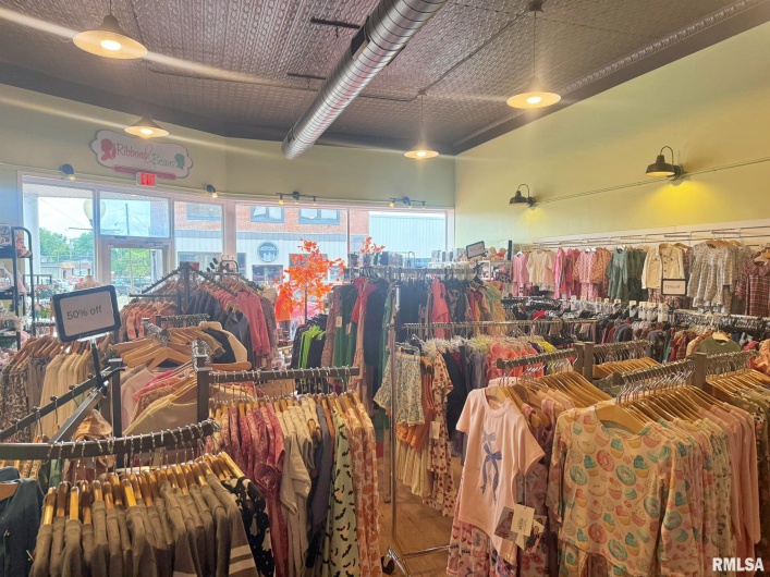 623 MARKET Street, Metropolis, Illinois 62960, 0 , 0 ,0,Commercial Sale,For Sale,MARKET,0,RMAEB460044