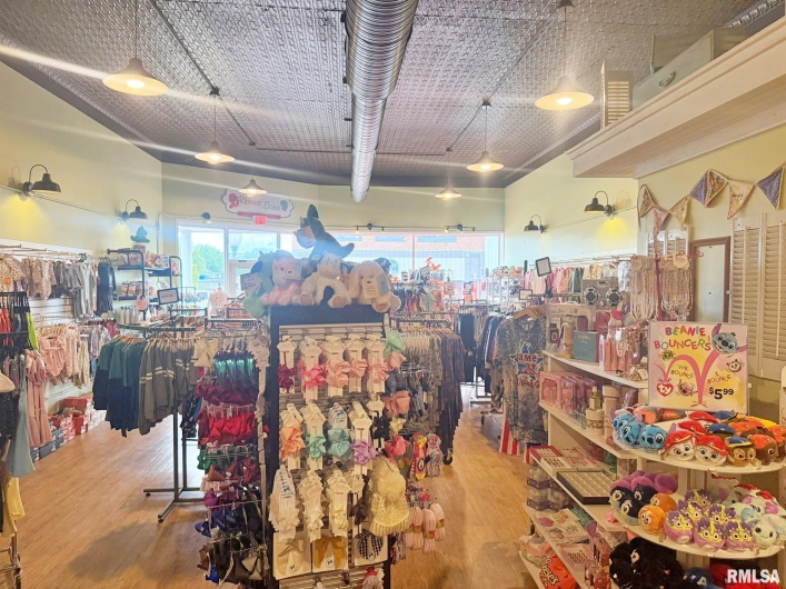 623 MARKET Street, Metropolis, Illinois 62960, 0 , 0 ,0,Commercial Sale,For Sale,MARKET,0,RMAEB460044