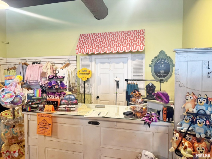 623 MARKET Street, Metropolis, Illinois 62960, 0 , 0 ,0,Commercial Sale,For Sale,MARKET,0,RMAEB460044