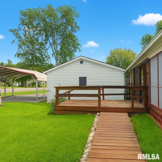 42 MAIN Street, Raleigh, Illinois 62977, 3 Bedrooms Bedrooms, 0 ,2 BathroomsBathrooms,Residential,For Sale,MAIN,0,RMAQC4268183