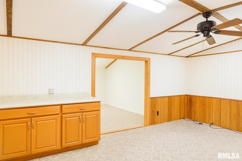 42 MAIN Street, Raleigh, Illinois 62977, 3 Bedrooms Bedrooms, 0 ,2 BathroomsBathrooms,Residential,For Sale,MAIN,0,RMAQC4268183