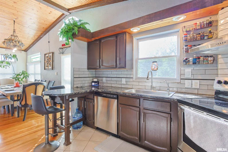2115 Lick Creek Road, Goreville, Illinois 62939, 3 Bedrooms Bedrooms, 0 ,2 BathroomsBathrooms,Residential,For Sale,Lick Creek,0,RMAEB460045