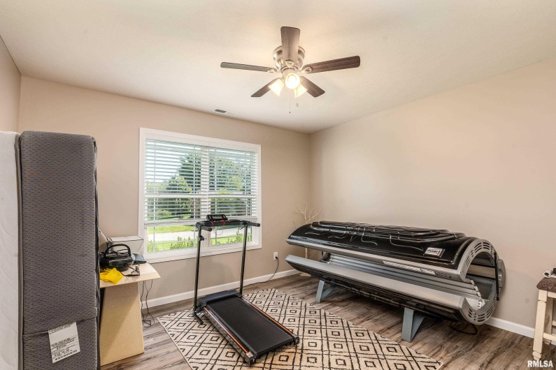 1806 Mulligan Drive Court, Marion, Illinois 62959, 3 Bedrooms Bedrooms, 0 ,2 BathroomsBathrooms,Residential,For Sale,Mulligan,0,RMAEB460046
