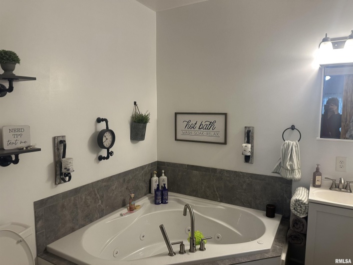 109 Delanor Drive, Carrier Mills, Illinois 62917, 3 Bedrooms Bedrooms, 0 ,2 BathroomsBathrooms,Residential,For Sale,Delanor,0,RMAEB460049