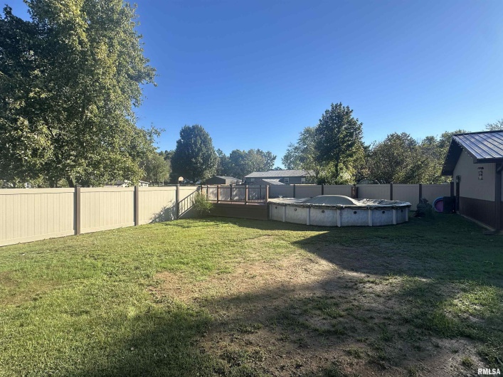 109 Delanor Drive, Carrier Mills, Illinois 62917, 3 Bedrooms Bedrooms, 0 ,2 BathroomsBathrooms,Residential,For Sale,Delanor,0,RMAEB460049