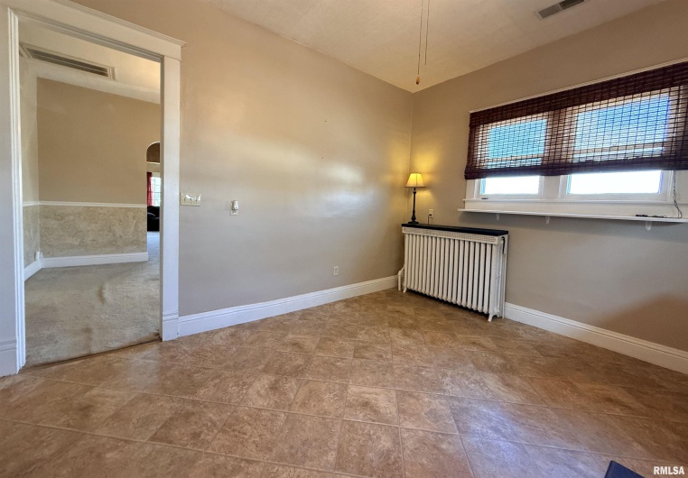 18 MILL Street, Harrisburg, Illinois 62946-1722, 3 Bedrooms Bedrooms, 0 ,1 BathroomBathrooms,Residential,For Sale,MILL,0,RMAEB460050