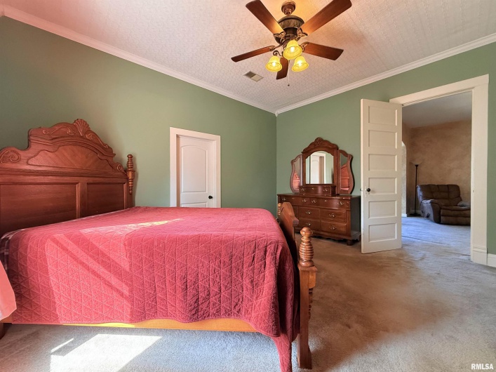 18 MILL Street, Harrisburg, Illinois 62946-1722, 3 Bedrooms Bedrooms, 0 ,1 BathroomBathrooms,Residential,For Sale,MILL,0,RMAEB460050