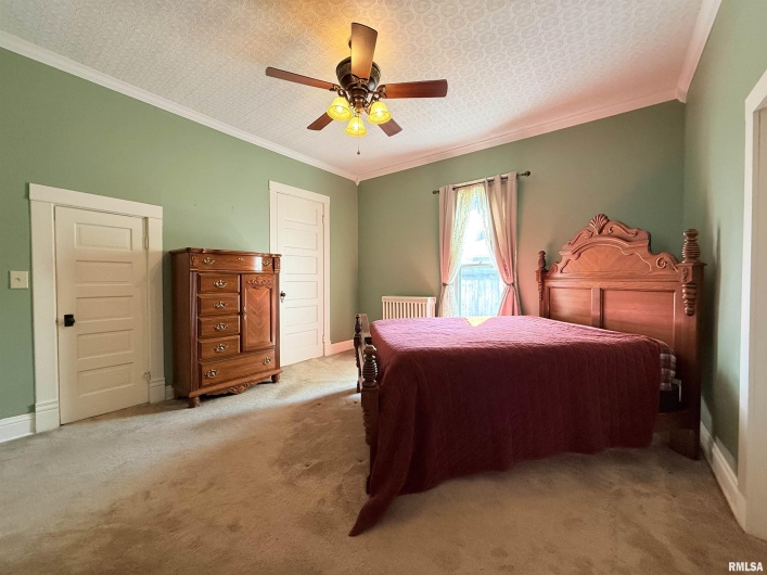 18 MILL Street, Harrisburg, Illinois 62946-1722, 3 Bedrooms Bedrooms, 0 ,1 BathroomBathrooms,Residential,For Sale,MILL,0,RMAEB460050
