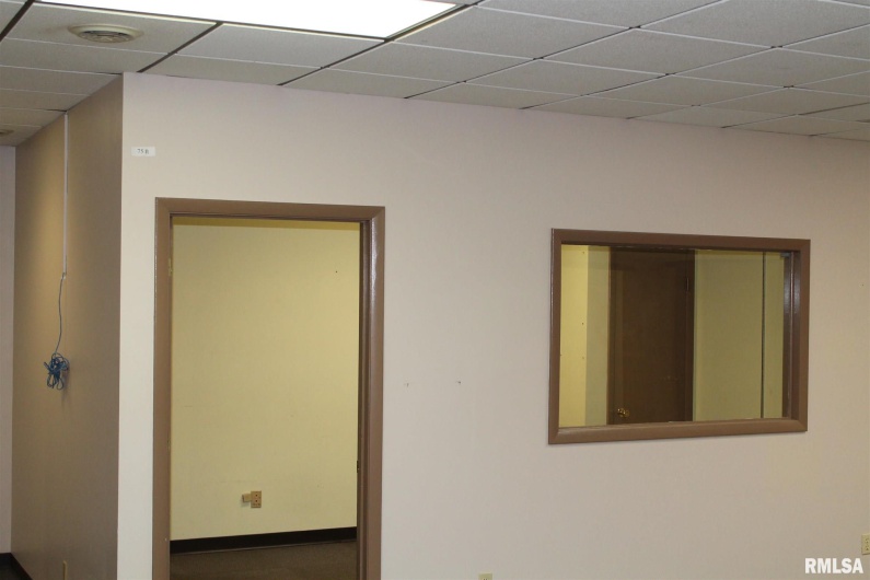 1308 MAIN Street, Carbondale, Illinois 62901, 0 , 0 ,0,Commercial Lease,For Sale,MAIN,0,RMAEB460048