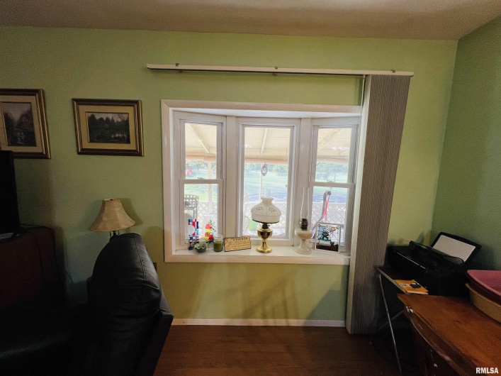 295 Country Acres Road, Eldorado, Illinois 62930-3461, 3 Bedrooms Bedrooms, 0 ,2 BathroomsBathrooms,Residential,For Sale,Country Acres,0,RMAEB460052